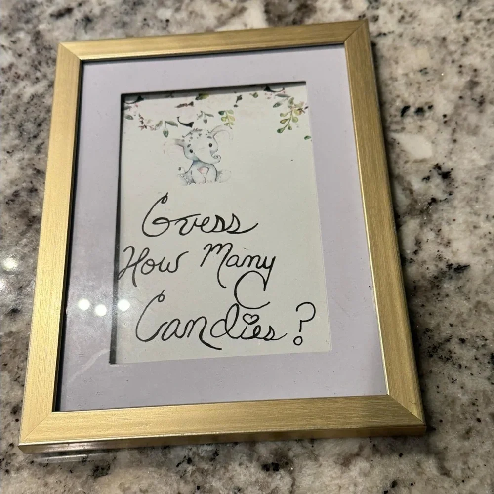 Guess how many candies Frame with Elephant Design 6x8in
